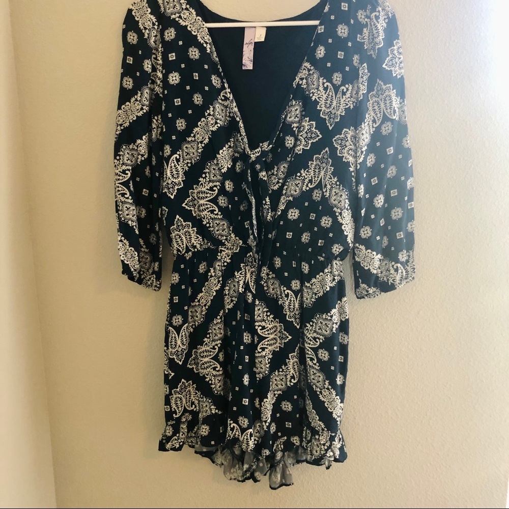 Long sleeve romper